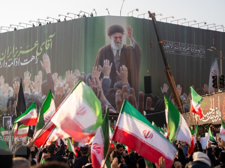 امام خامنه‌ای، احیاگر تمدن‌ ایرانی و اسلامی