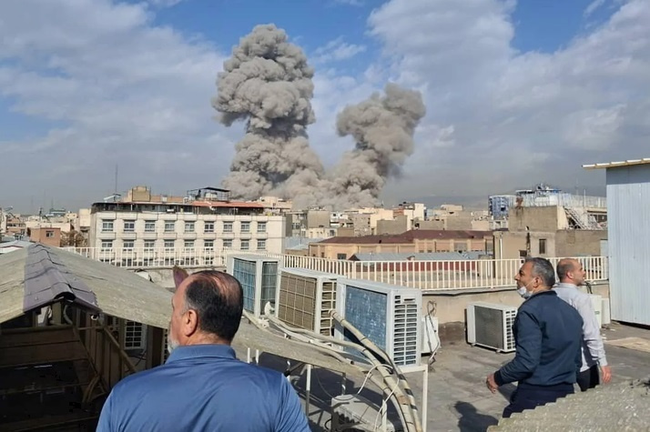 بازگشایی تنگه هرمز با تهاجم اتمی