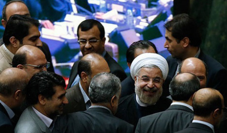 به روحانی اعتماد نکنید آقایان!
