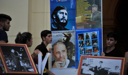 مرگ کاسترو و چشم‌انداز اقتصادی بدون تغییر کوبا