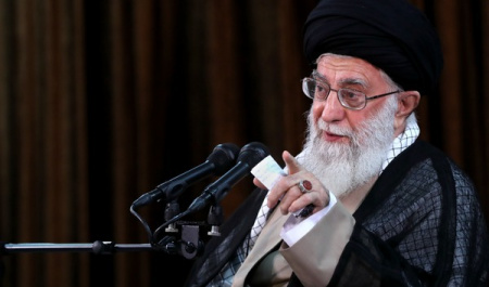 مذاکرات با اروپاییها قطع نشود اما نباید معطل بسته اروپایی ماند