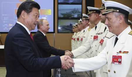رزمایش روسیه و چین قدرت‌نمایی در برابر امریکا بر سر ادلب است