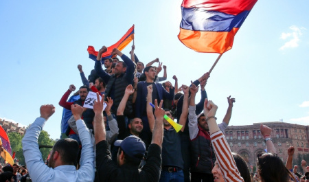 تظاهرات در ارمنستان: «همه یا هیچ»! 