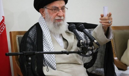 رهبر انقلاب: اروپا به تحریمهای آمریکا پایبند ماند؛ باید از آنها بهکلی قطع امید کرد