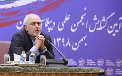 ظریف: مهجوری دیپلماسی، ننگین خواندن ترکمانچای است که اگر نبود، مرز در قزوین بود نه ارس