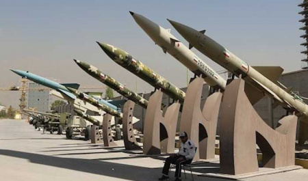 تا وقتی توازن نظامی در منطقه نباشد، ایران در برنامه موشکی امتیازی به غرب نمی دهد