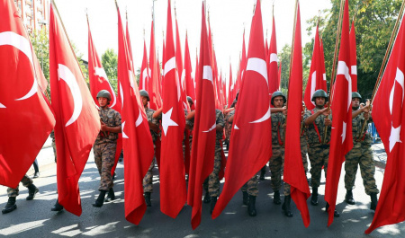 اقتصاد ضعیف مانع از سیاست خارجی فعالانه ترکیه نمی شود