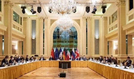 ایران بین مذاکرات و انتخابات