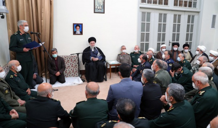 رهبر انقلاب: آمریکاییها منافعی در عراق و افغانستان داشتند، اما هدفشان ایران بود که شکست خوردند