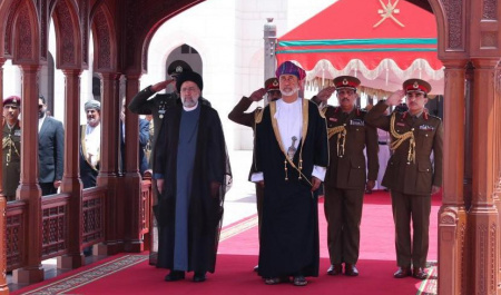 مسقط، ناجی، میانجی یا پیغام رسان؟!