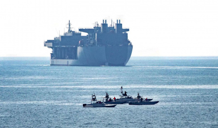 ایران - امریکا و جنگ نفتکش ها در تنگه هرمز