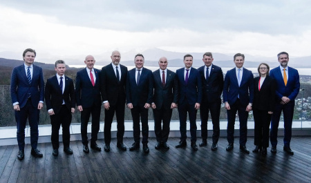 بریتانیا خود را برای جنگ با روسیه آماده میکند