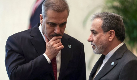 یک سفر و چند هدف