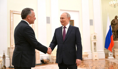 بن‌بست در ماراتن ۵ساعته کرملین