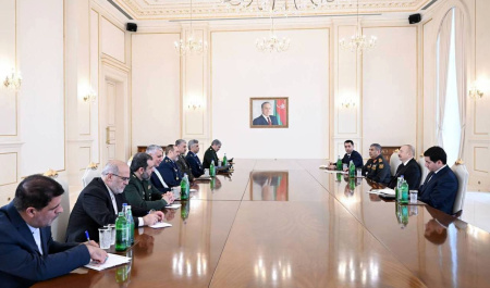 پیام ویژه سفر وزیر دفاع ایران به جمهوری آذربایجان