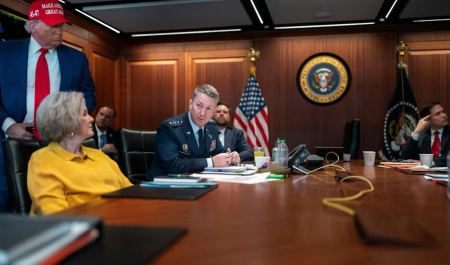 ترامپ در مخمصه حمله به ایران گرفتار شده است