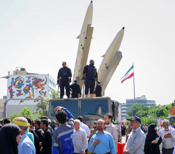 ایران در مسیر یک تصمیم استراتژیک