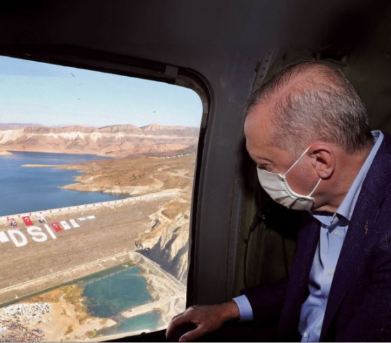 ایران و سیاست «نفت در برابر آب» همسایگان