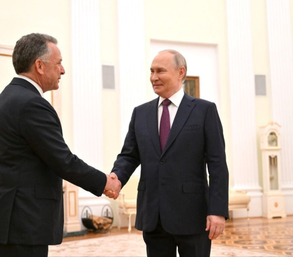 بن‌بست در ماراتن ۵ساعته کرملین