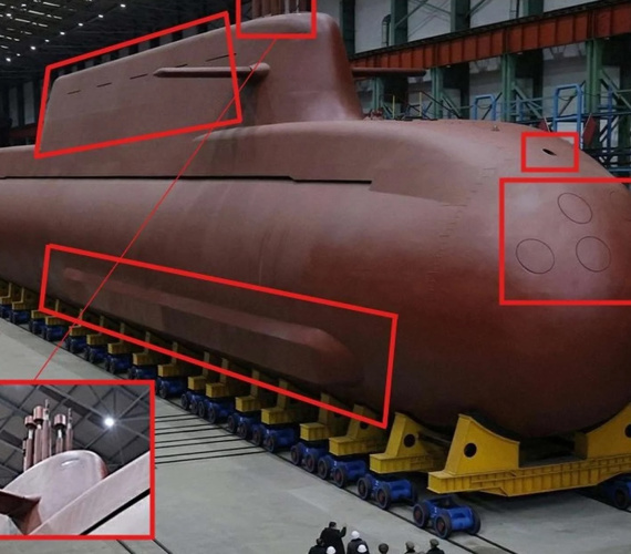 زیر دریایی استراتژیک هسته‌ای کره شمالی